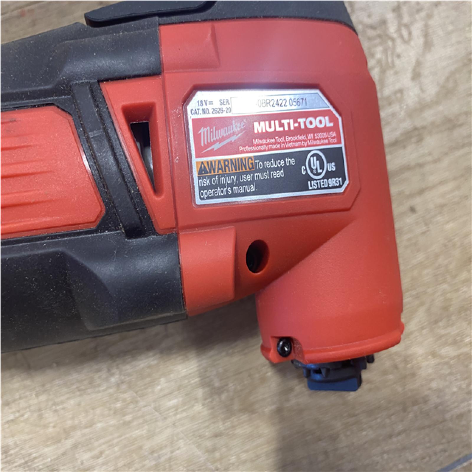 AS-IS Milwaukee FUEL 18V Lithium-Ion Cordless Brushless Oscillating Multi-Tool (Tool-Only)
