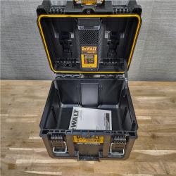 HOUSTON LOCATION - AS-IS Dewalt 20V MAX TOUGHSYSTEM 2.0 Dual Port Charger - DWST08050 (TOOL ONLY)