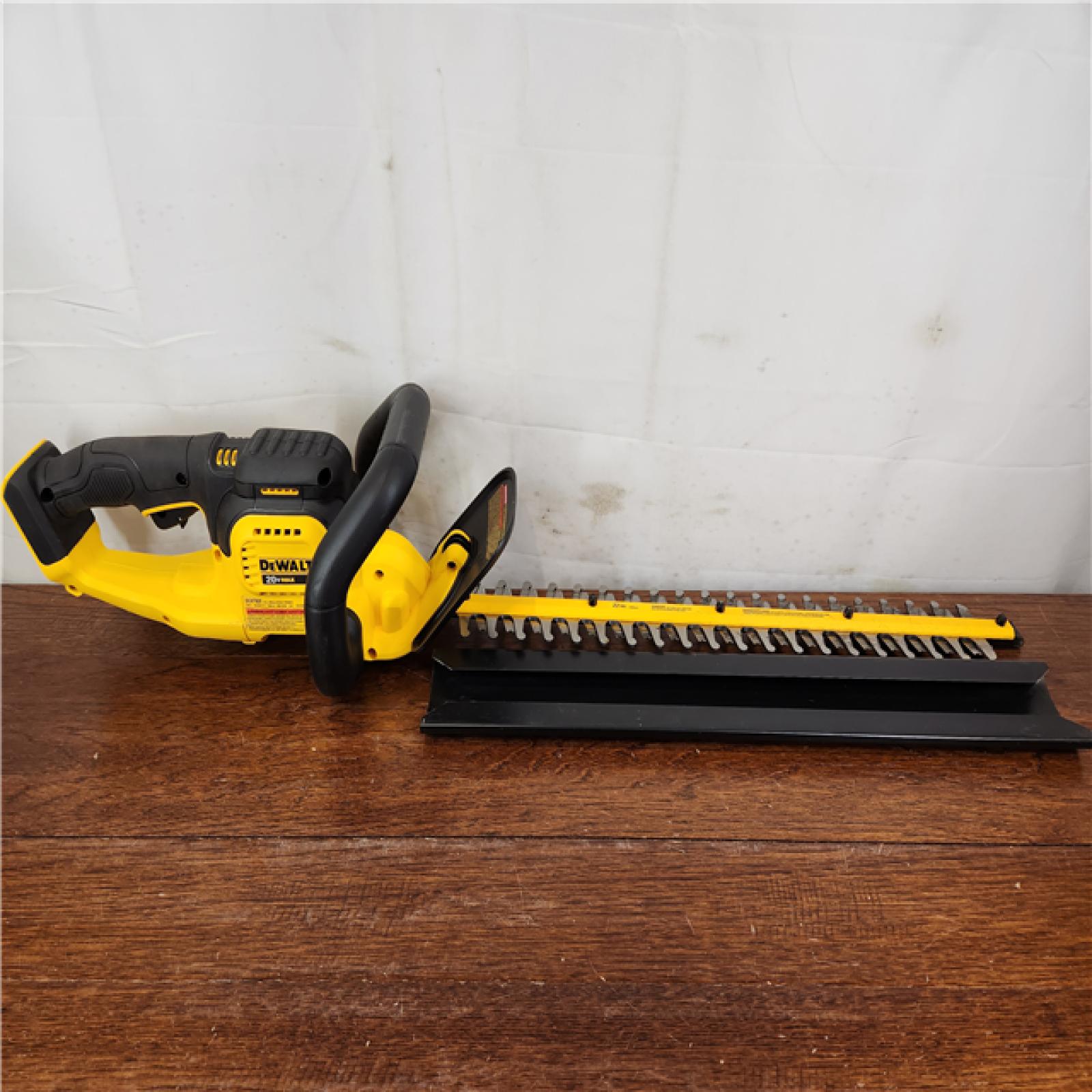 AS-IS DEWALT 20V MAX Lithium-Ion Cordless 22 in. Hedge Trimmer (Tool Only)