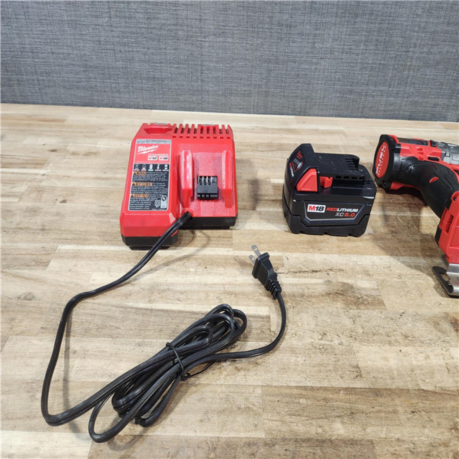 HOUSTON LOCATION - AS - IS Milwaukee FUEL 18V Lithium-Ion Brushless Cordless 1/2 in. Hammer Drill Driver Kit