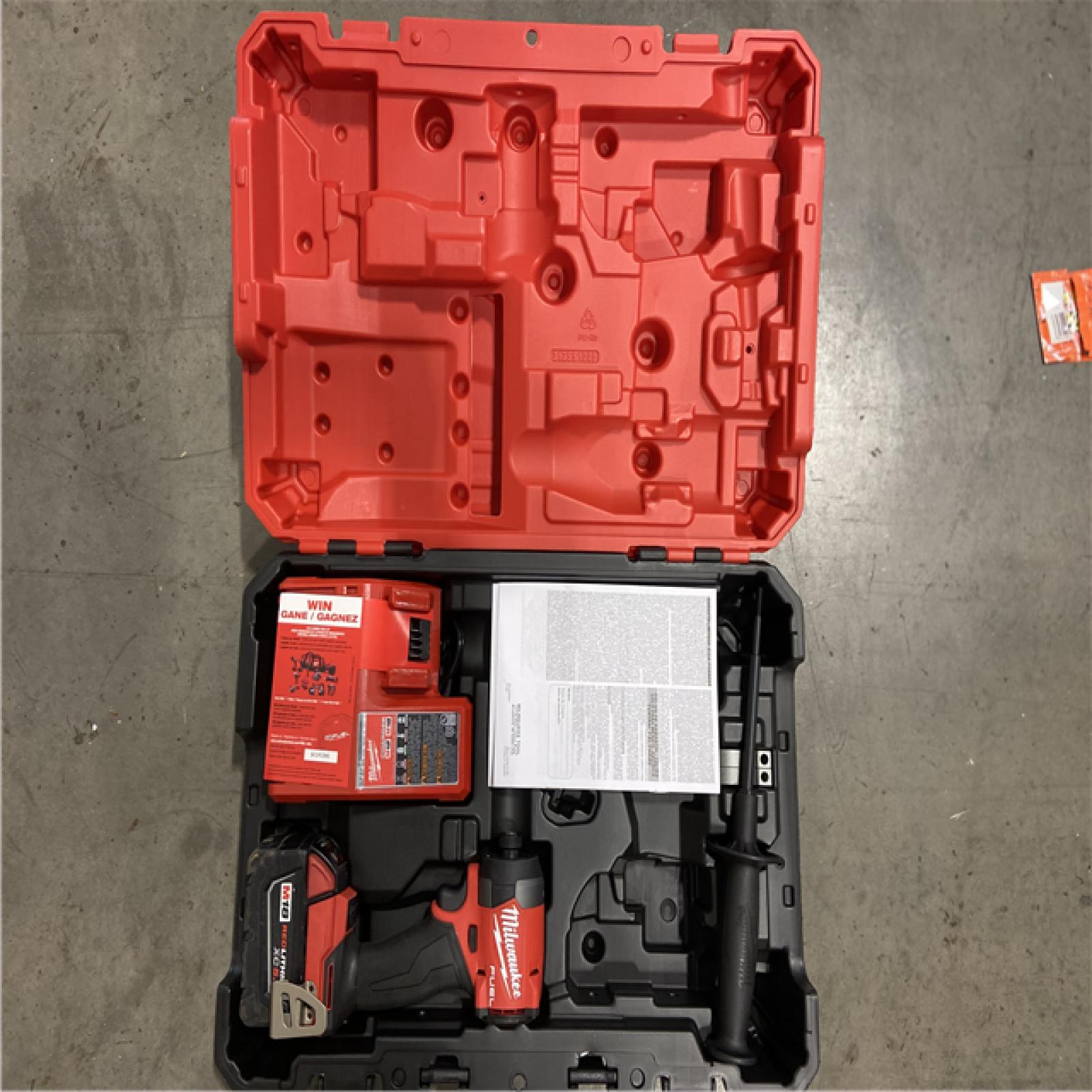 LIKE NEW - Milwaukee M18 FUEL 18V Lithium-Ion Brushless Cordless Hammer Drill and Impact Driver Combo Kit