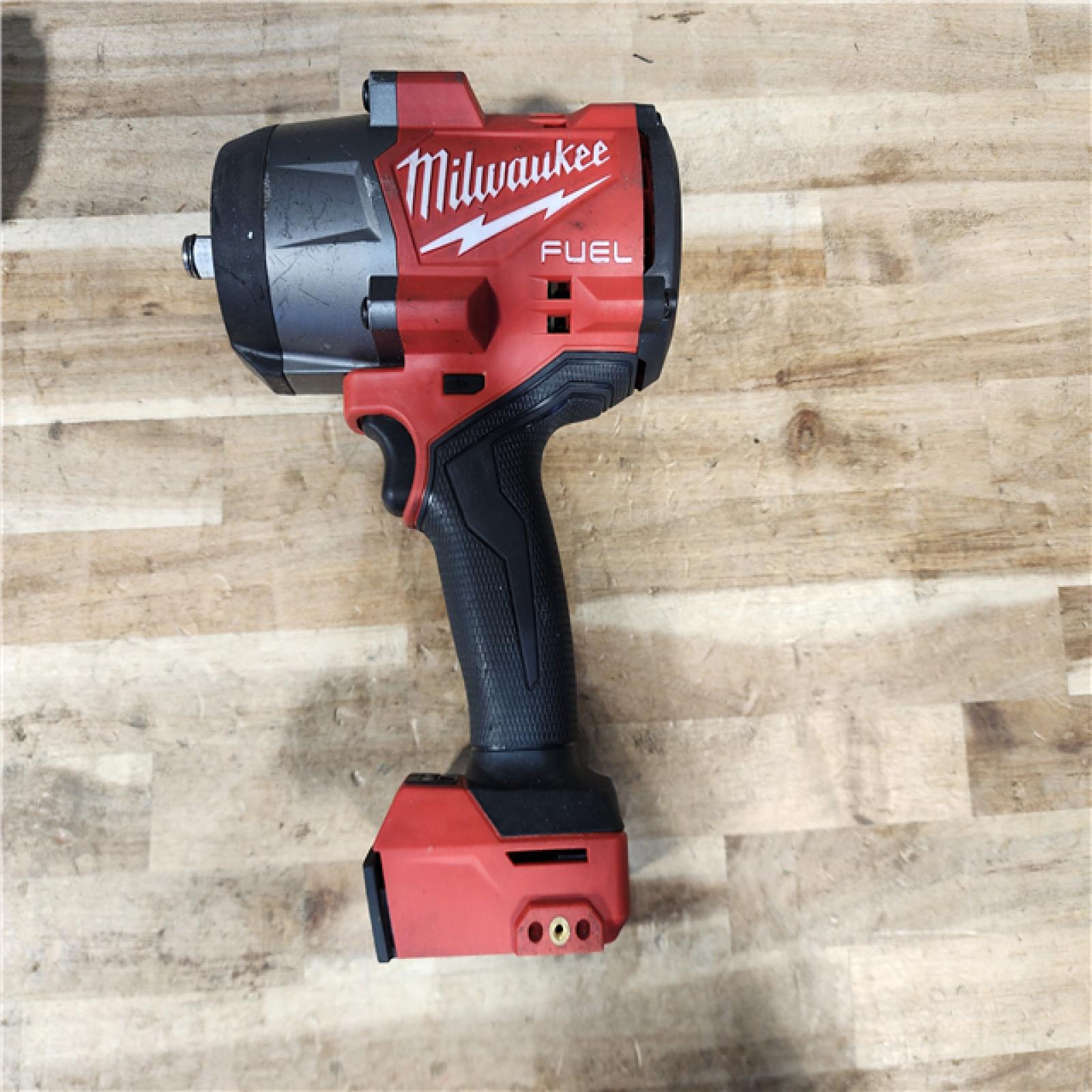 HOUSTON LOCATION - AS-IS Milwaukee FUEL 18V Lithium-Ion Brushless Cordless 1/2 in. Impact Wrench w/Friction Ring Kit