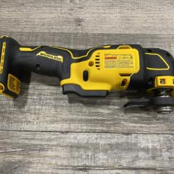 AS-IS DEWALT ATOMIC 20V MAX Cordless Brushless Oscillating Multi Tool Kit