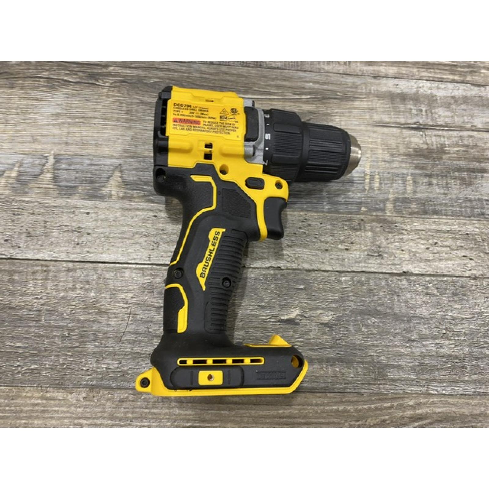 AS-IS DEWALT Atomic 20V Lithium-Ion Cordless Compact 1/2 in. Drill/Driver Kit
