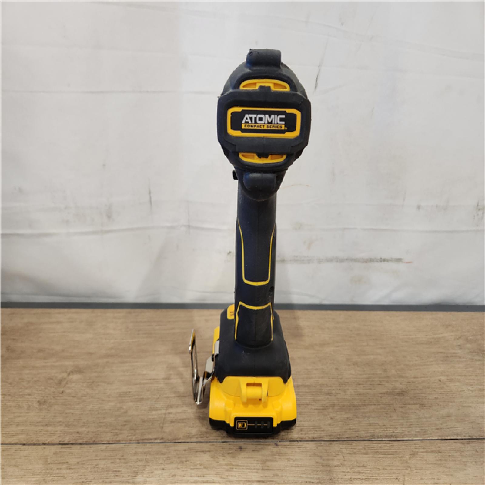 AS-IS- DEWALT ATOMIC 20V MAX* Brushless Cordless Compact 1/4 in. Impact Driver Kit