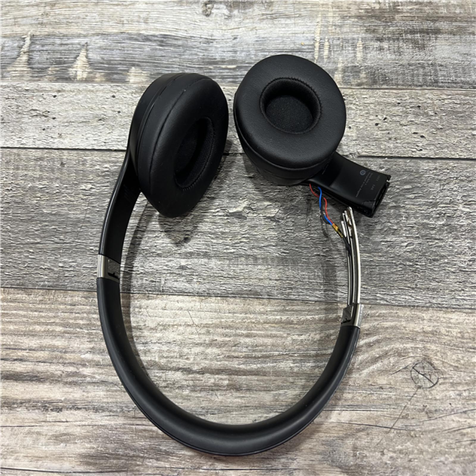 AS-IS Beats Solo 4 Bluetooth Wireless On-Ear Headphones
