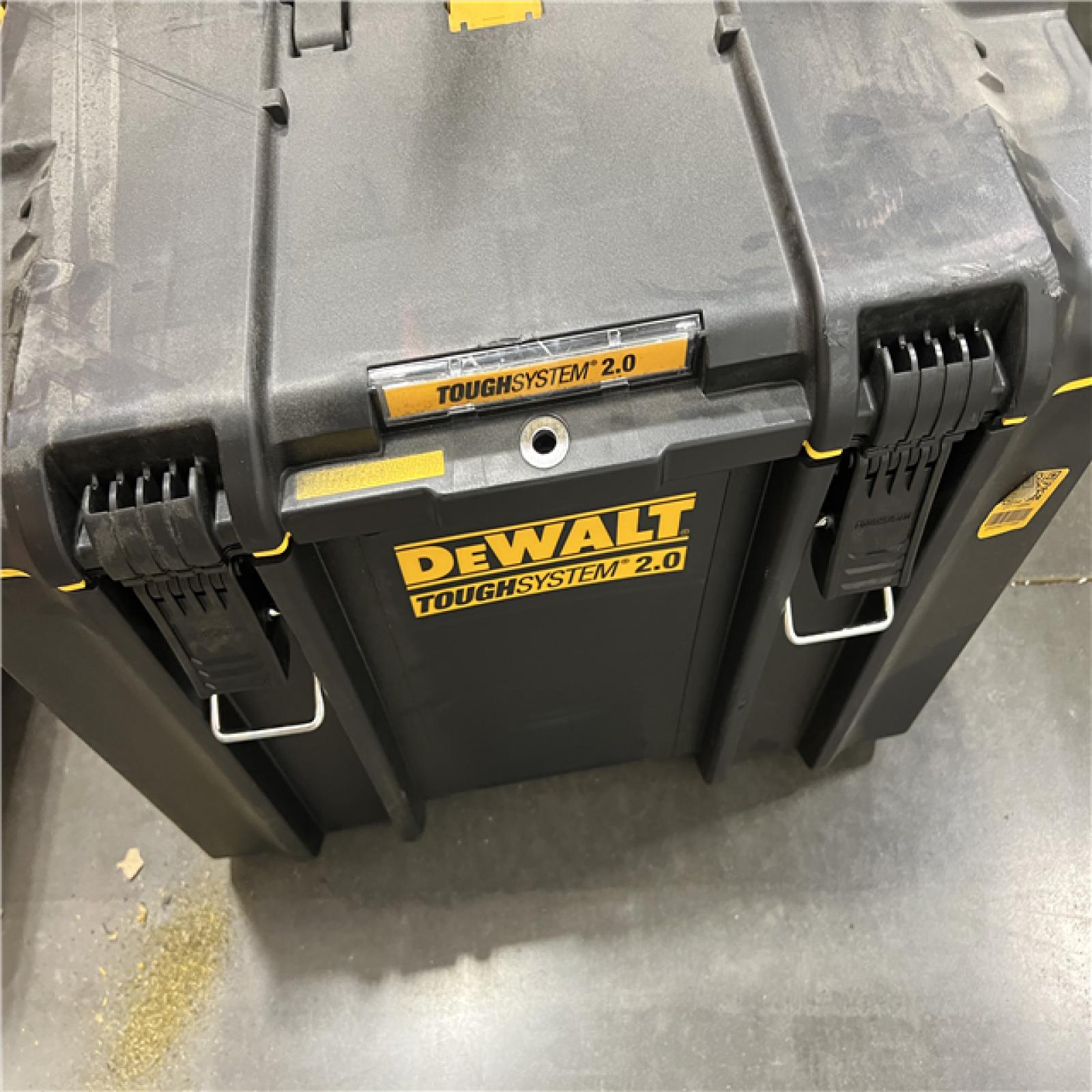 AS-IS DEWALT 20V Lithium-Ion Cordless 6-Tool Combo Kit with Rolling Toolbox