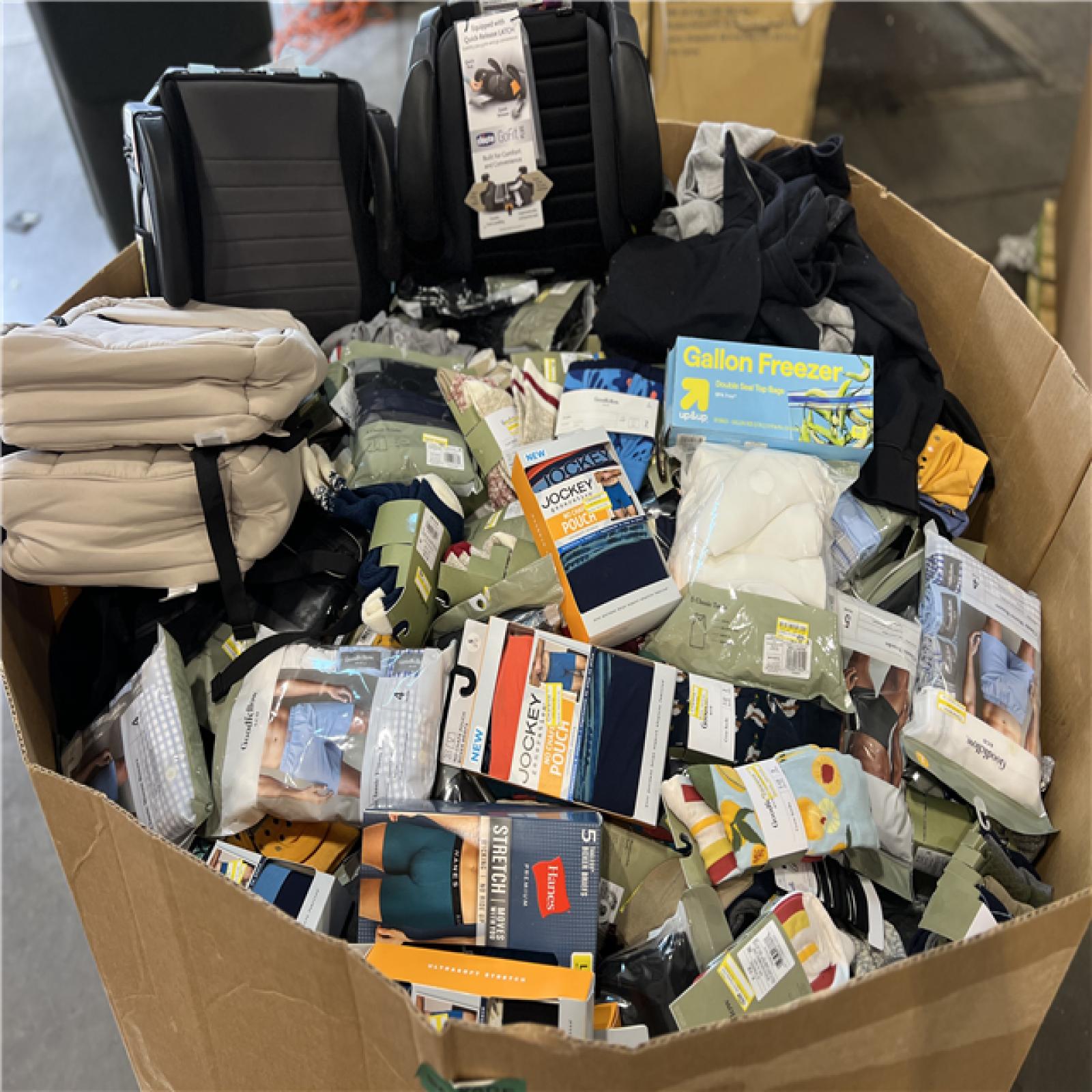 DALLAS LOCATION - BULLSEYE MIXED CLOTHES PALLET