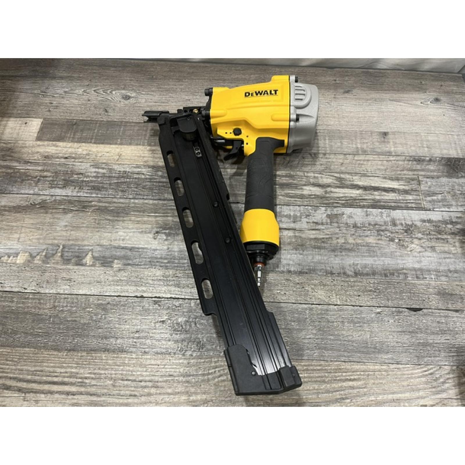 AS-IS DEWALT Pneumatic 21-Degree Collated Corded Framing Nailer