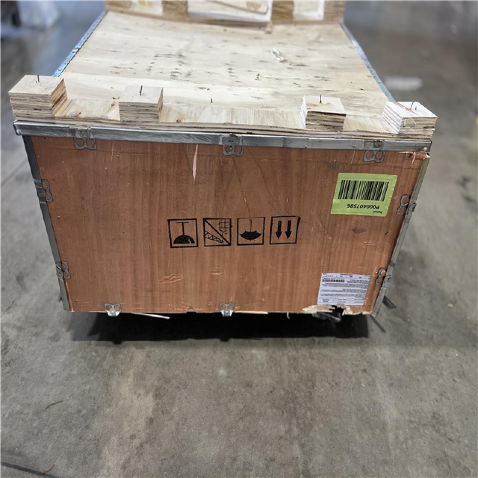 DALLAS LOCATION - MAX JAX MK7 Symmetric Portable 2 Post Car Lift with 7,000 lbs. Weight Capacity and 110V Power Unit Included