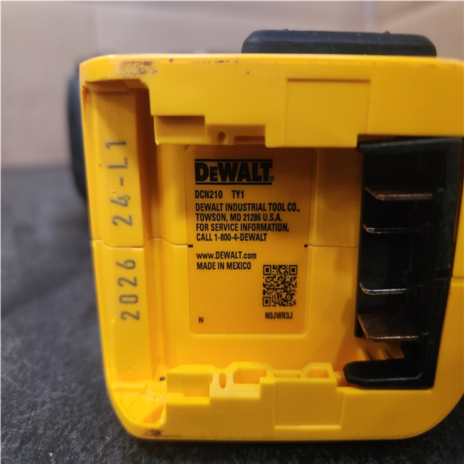 Phoenix NEW DEWALT 20V MAX XR 18 Gauge Cordless Brad Nailer (Tool Only)