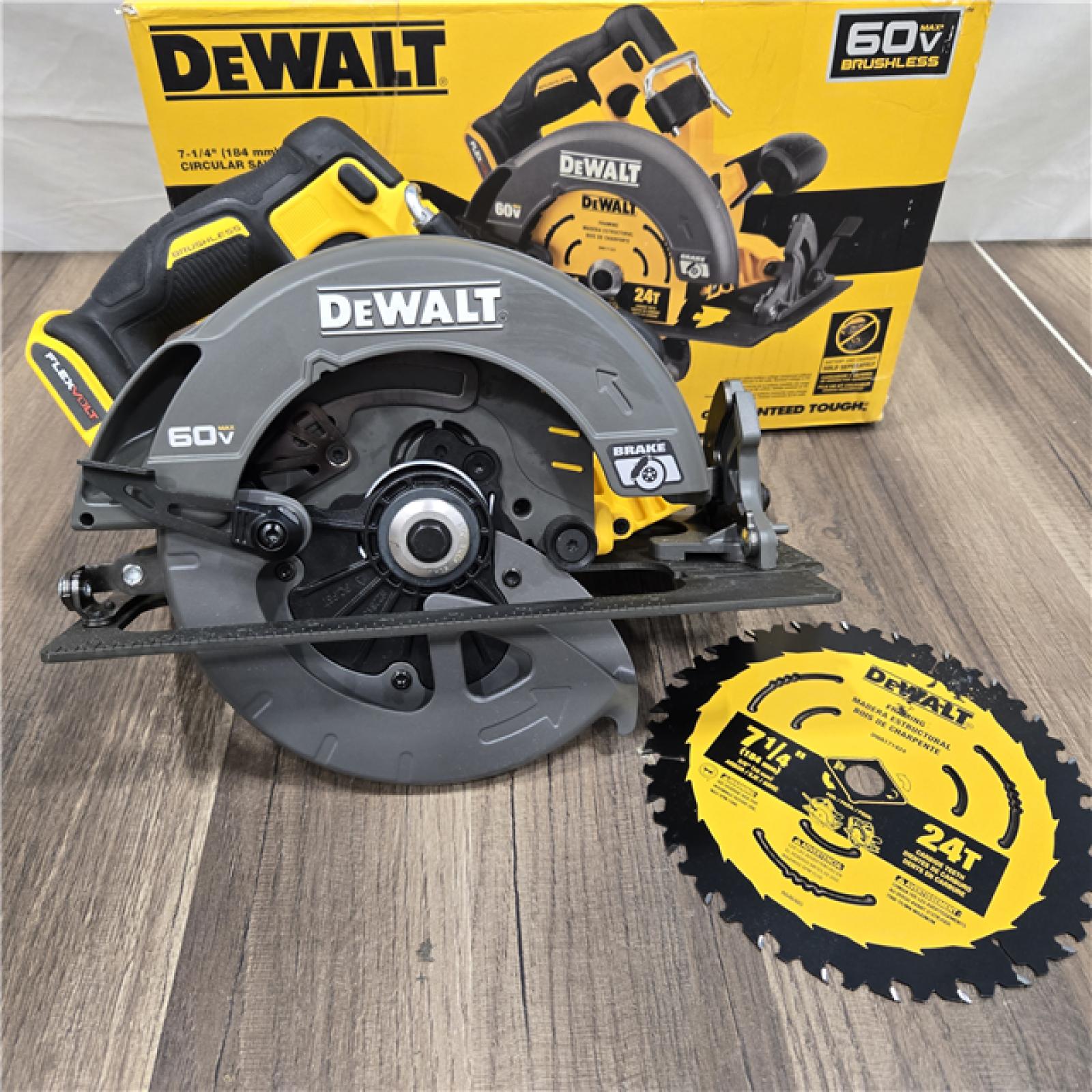GOOD DeWALT Flexvolt Max 7-1/4  60V Brushless Circular Saw DCS578B