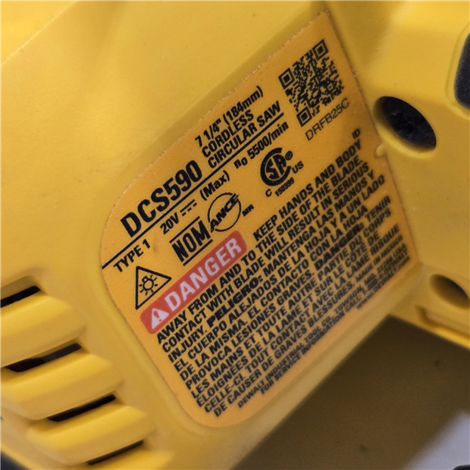 AS-IS DEWALT 20-Volt MAX 7-1/4 in. Cordless Circular Saw (Tool Only)