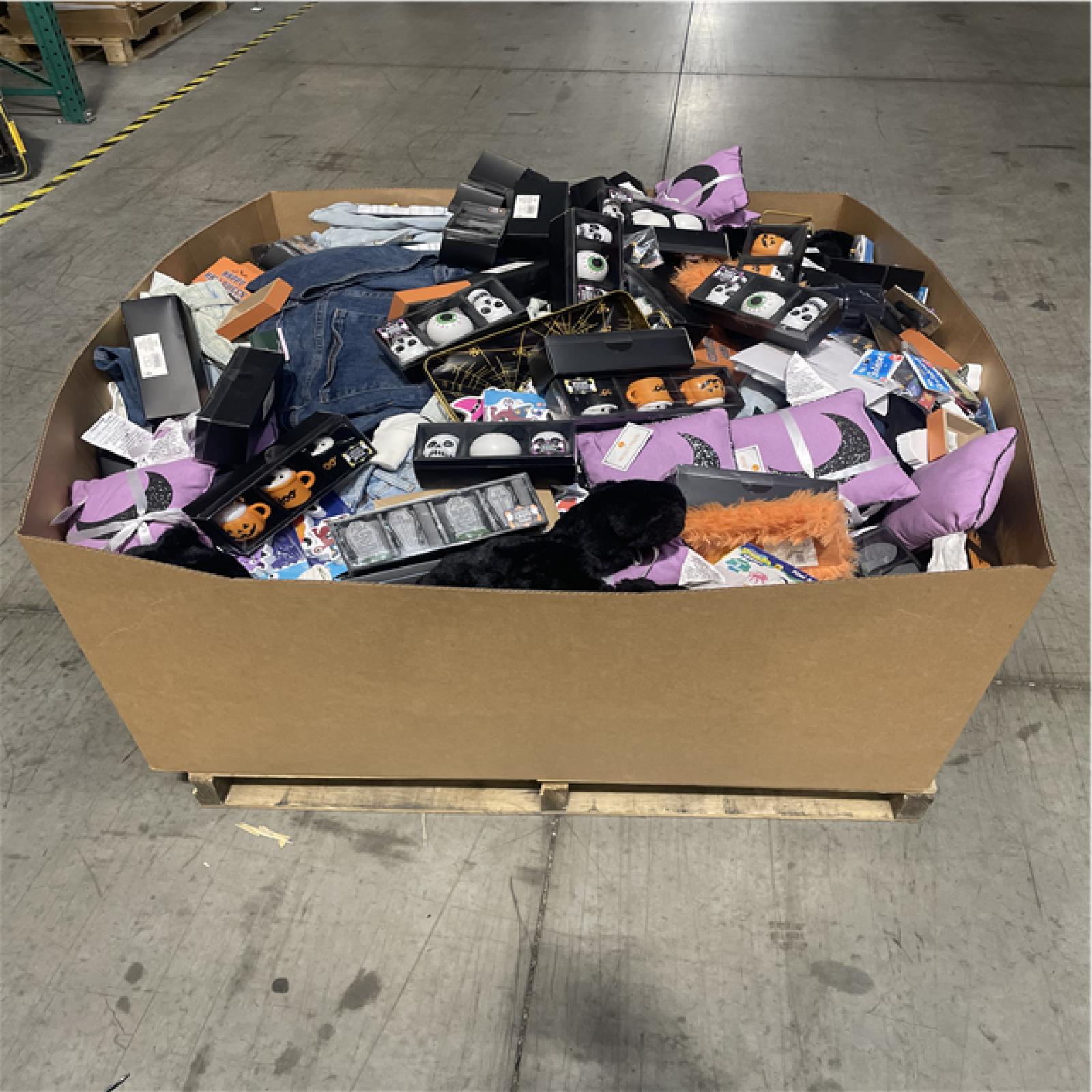DALLAS LOCATION -AS-IS BULLSEYE MIXED PALLET
