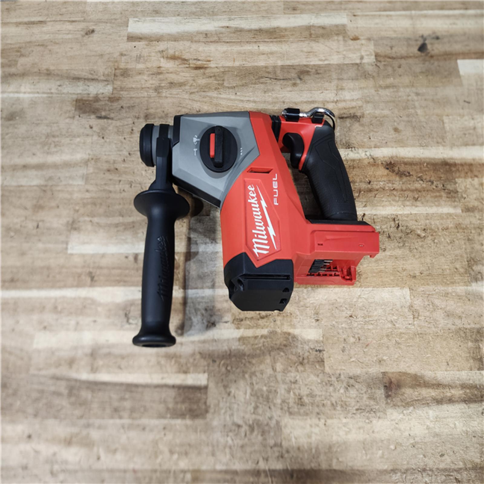 HOUSTON LOCATION - AS - IS Milwaukee FUEL 18V Lithium-Ion Brushless Cordless 5/8 in. SDS-Plus Rotary Hammer (Tool-Only)