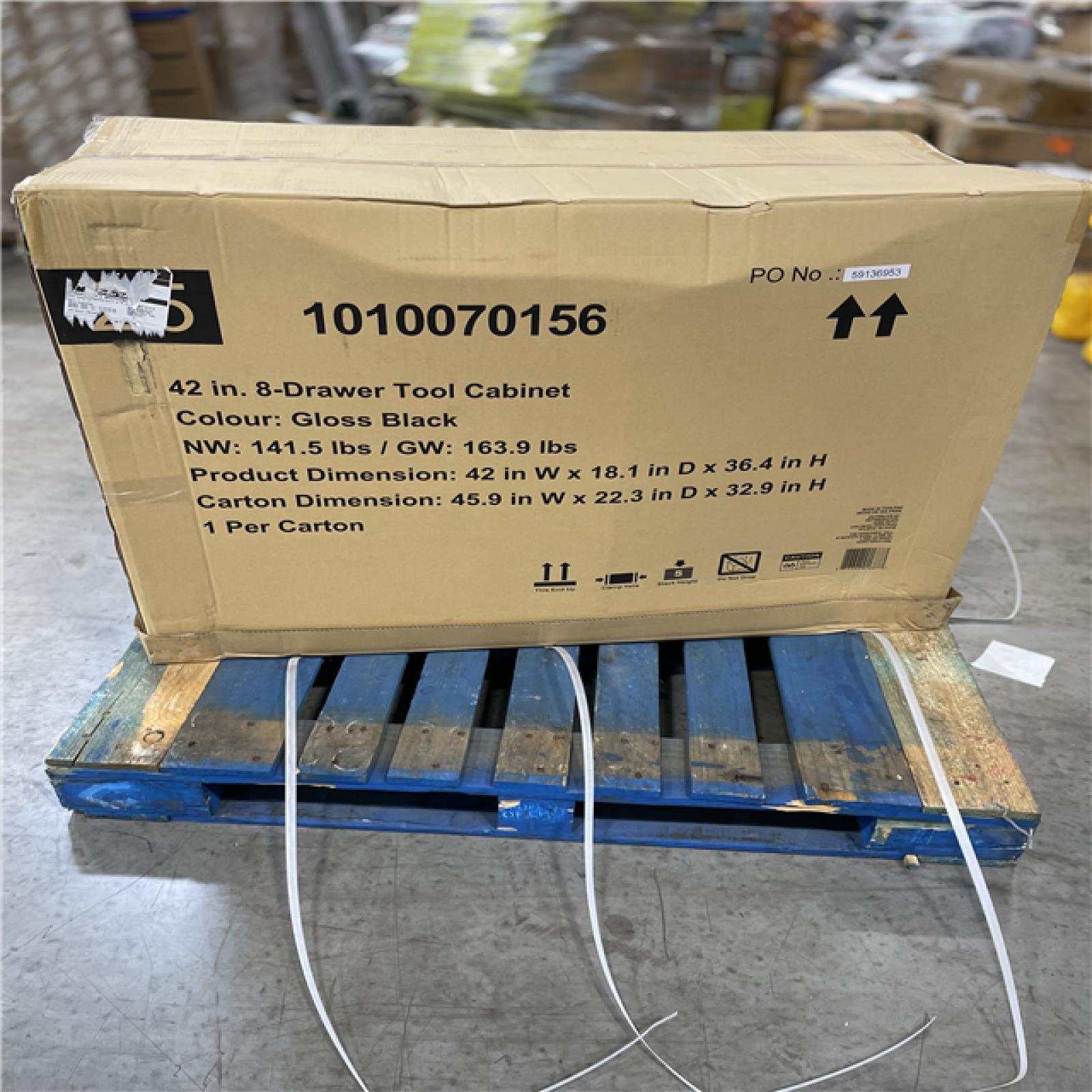 DALLAS LOCATION- AS-IS HUSKY 42 in. W x 18 in. D Standard Duty Black Tool Chest Combo