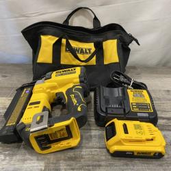 AS-IS DEWALT ATOMIC 20V MAX Lithium Ion Cordless 23 Gauge Pin Nailer Kit