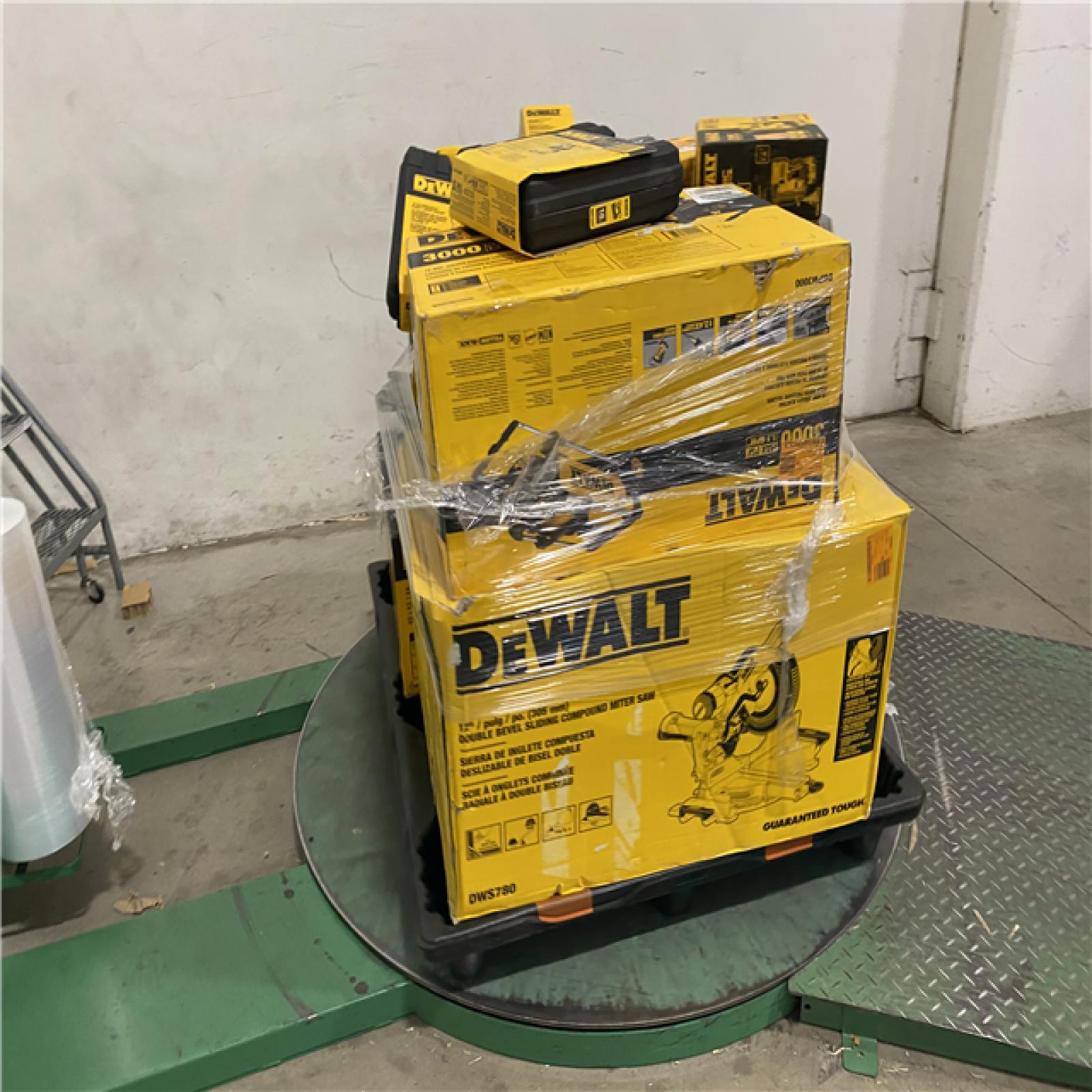 Dallas Location - As-Is DEWALT Tool Pallet