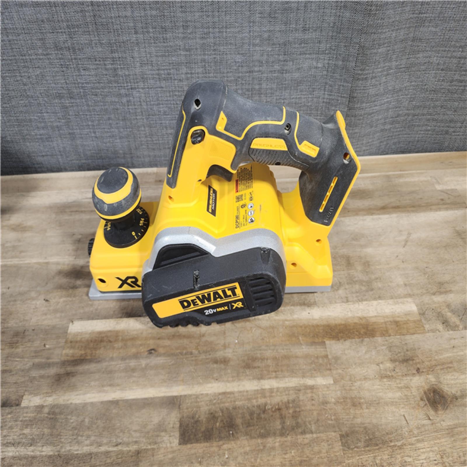 HOUSTON LOCATION - AS-IS DEWALT DCP580B 20V MAX Lithium Ion Brushless Planer (TOOL ONLY)