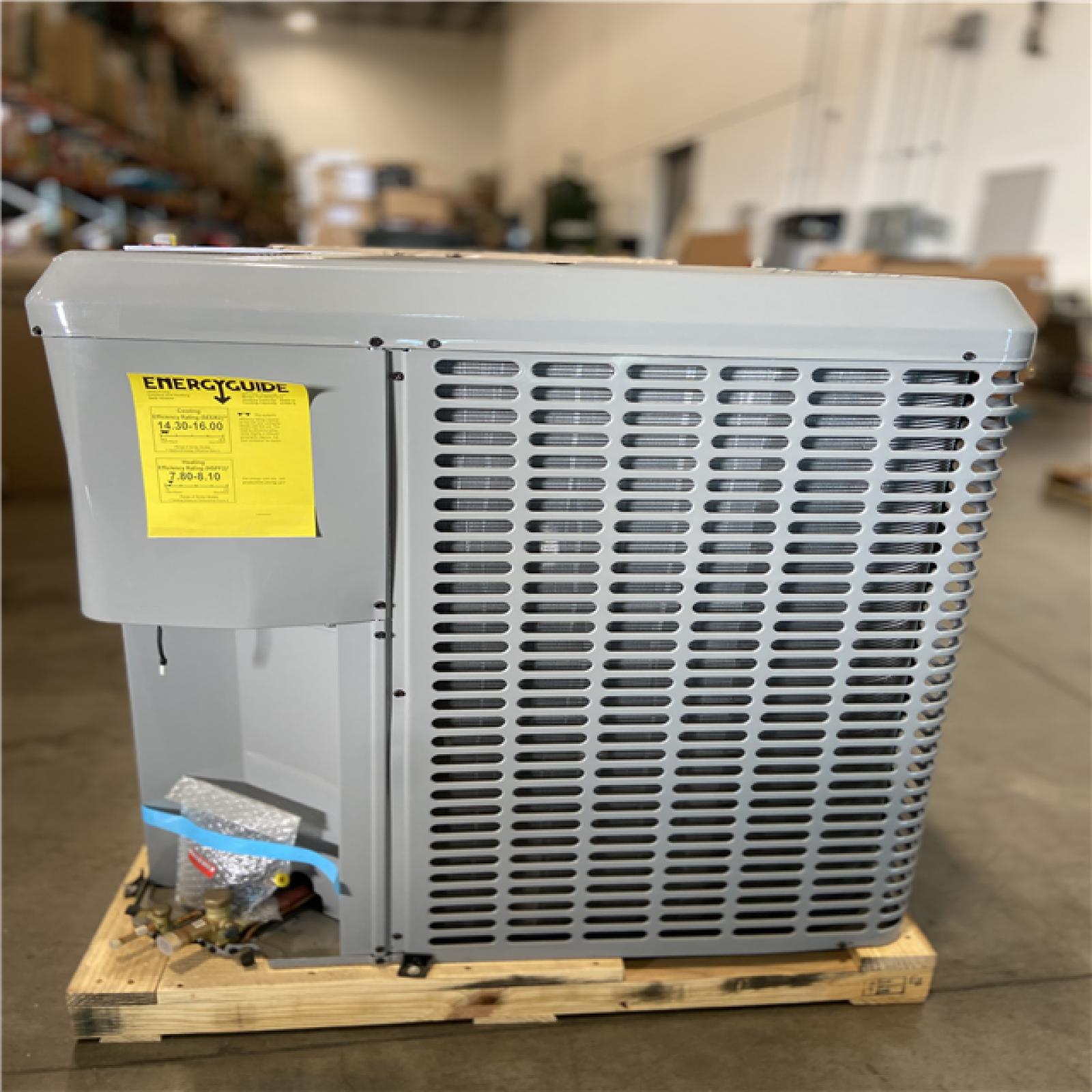 DALLAS LOCATION - Johnson Controls 3.5 Ton 15.2seer/7.8 Hspf 2-Stage Heat Pump