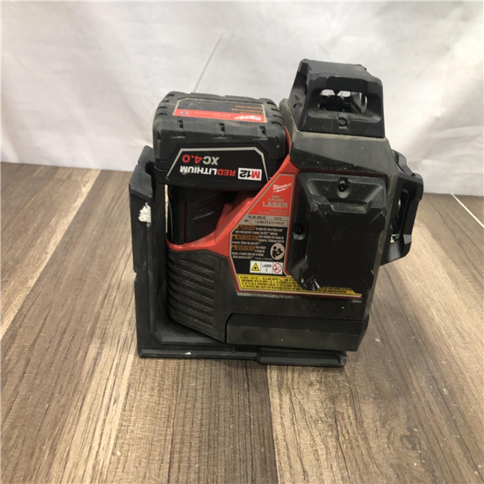 AS-IS Milwaukee 12-Volt Lithium-Ion Cordless Green 250 ft. 3-Plane Laser Level Kit