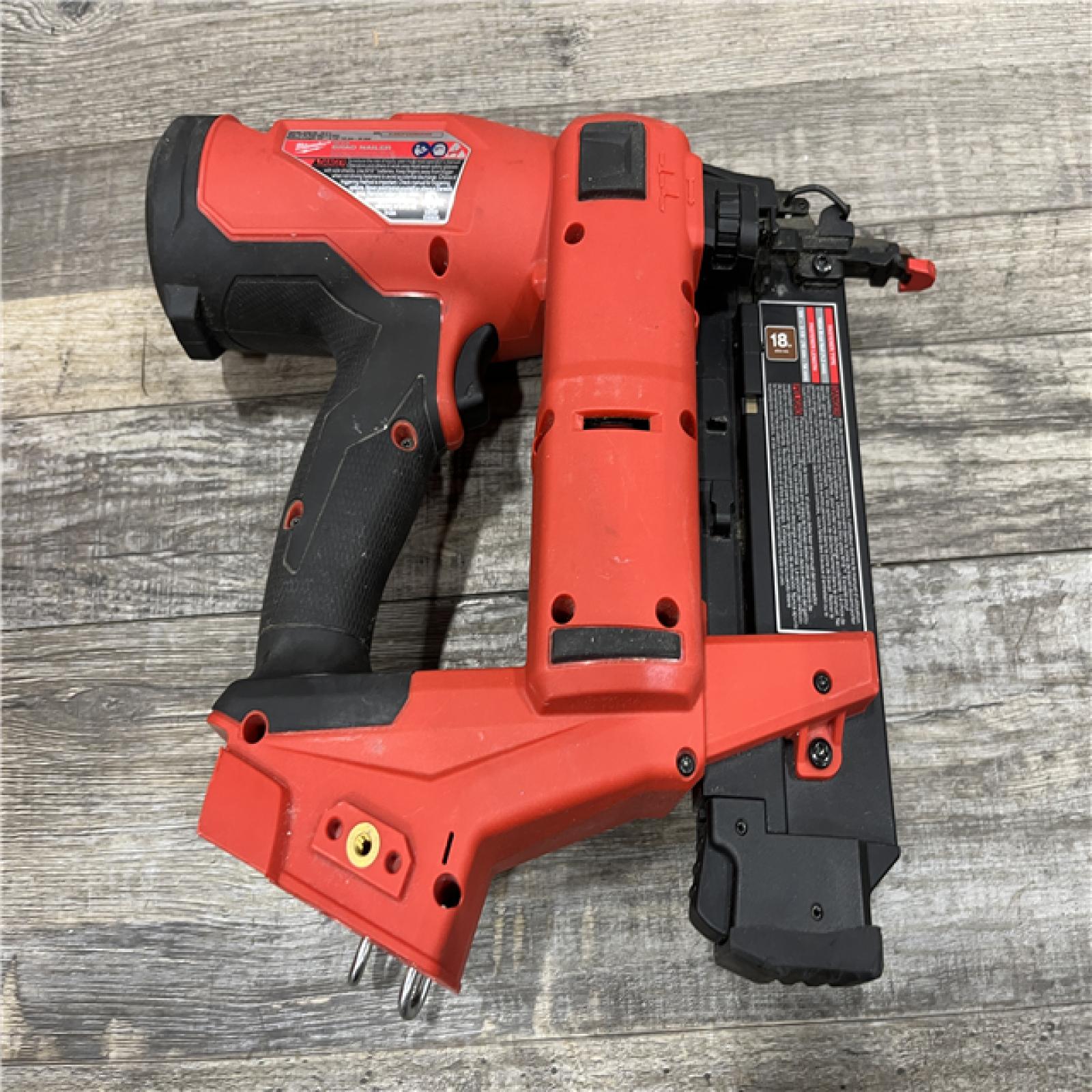 AS-IS Milwaukee FUEL 18-Volt Lithium-Ion Brushless Cordless Gen II 18-Gauge Brad Nailer (Tool-Only)