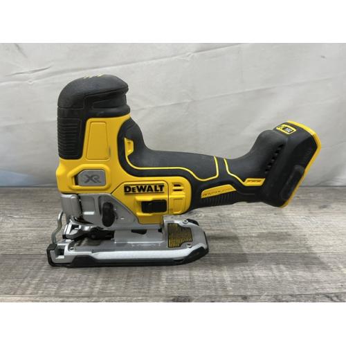 AS-IS DEWALT 20V MAX XR Cordless Barrel Grip Jigsaw (Tool Only)