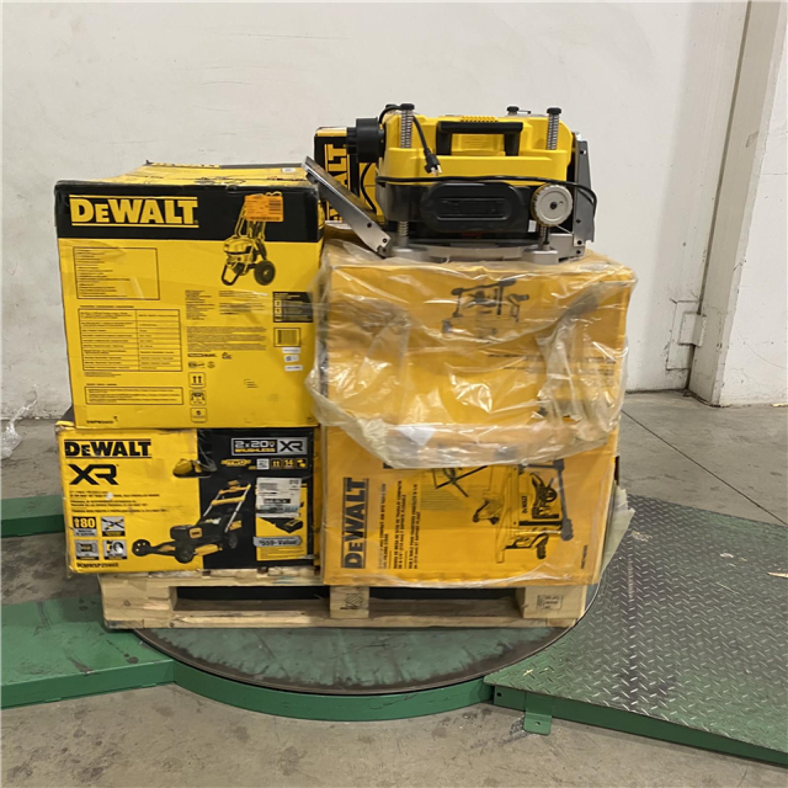 Dallas Location - As-Is DEWALT Tool Pallet