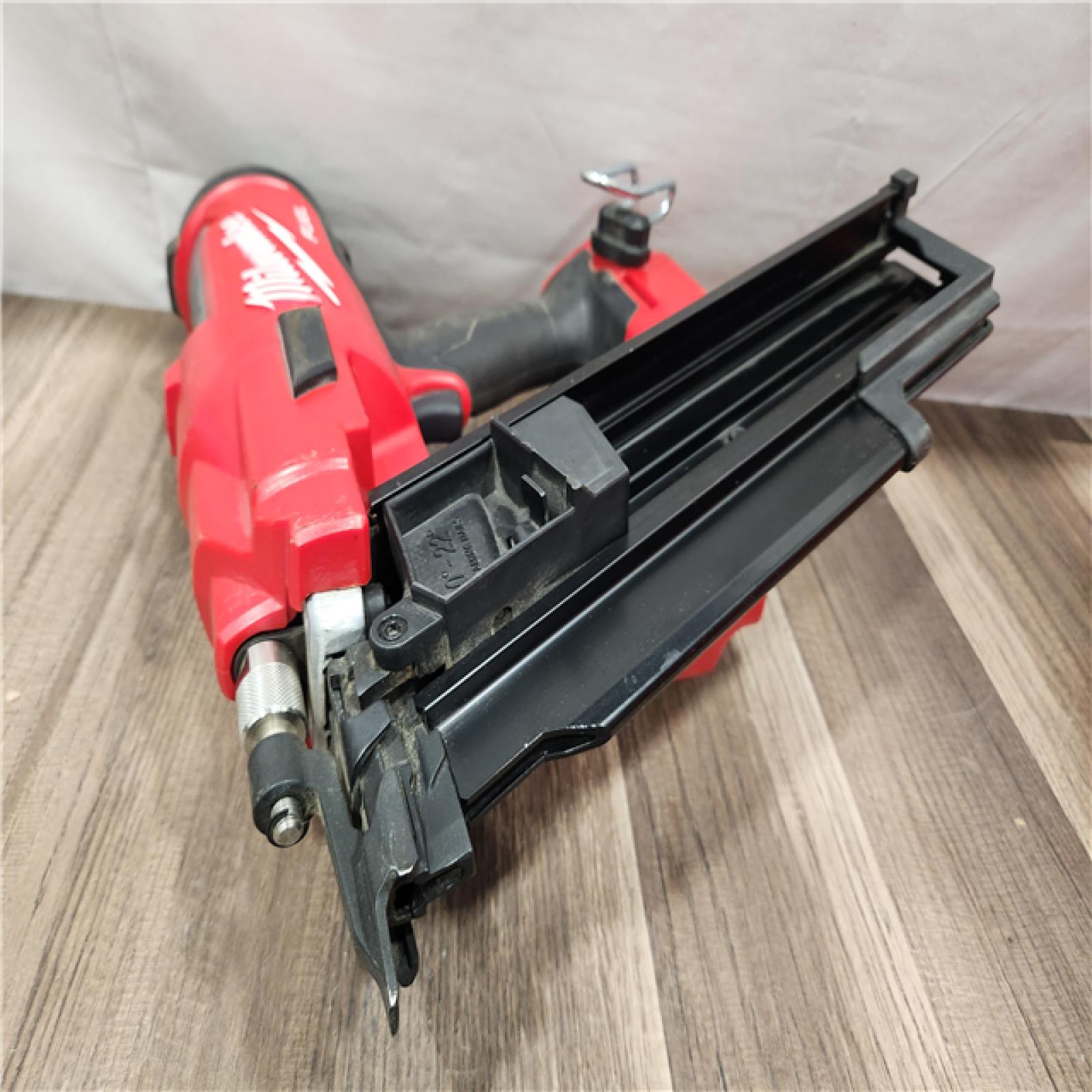 AS-IS- Milwaukee M18 FUEL 3-1/2 in. 18V 21-Degree Lithium-Ion Brushless Cordless Framing Nailer (Tool-Only)