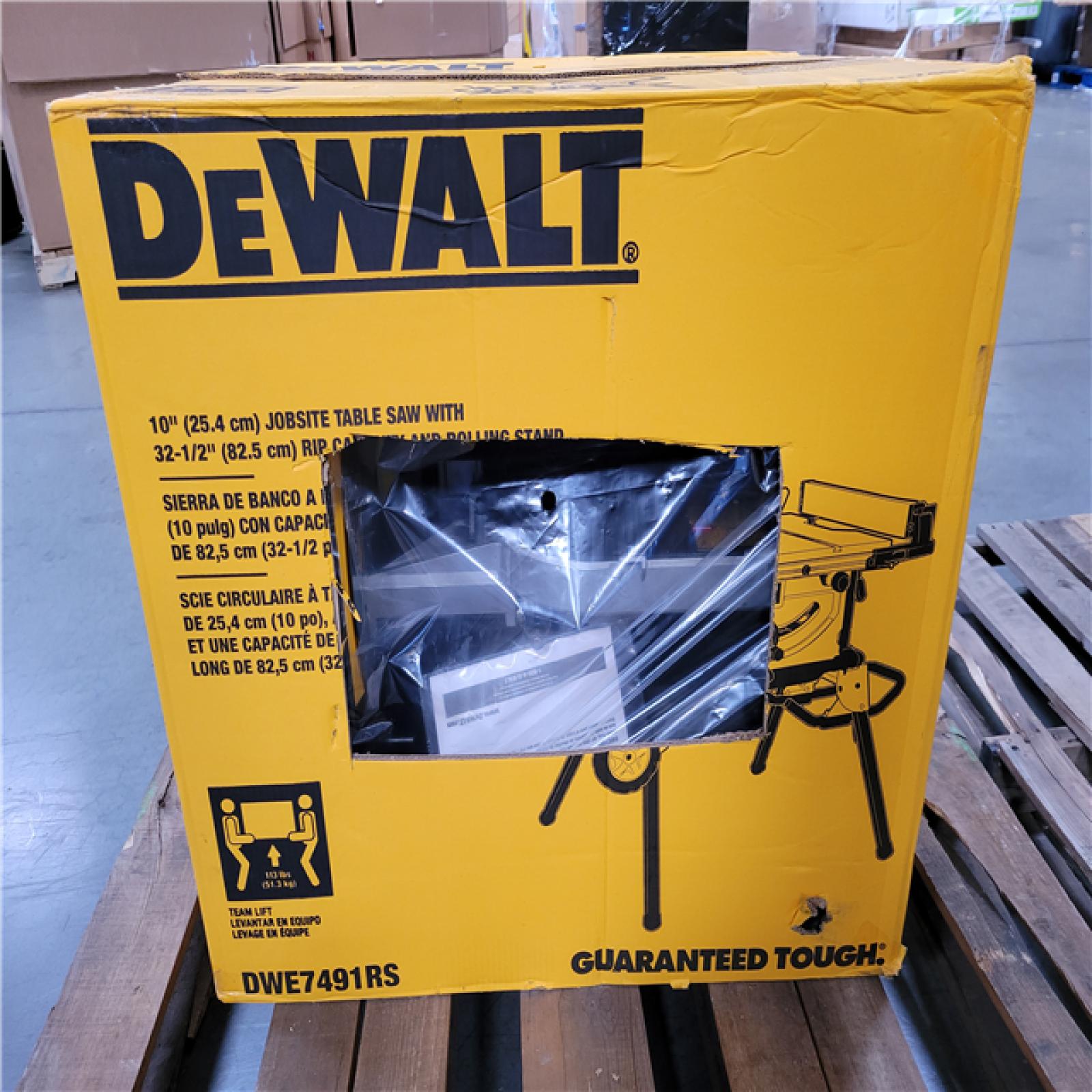 CALIFORNIA AS-IS 10 (25.4mm) JOBSITE TABLE SAW WITH 32-1/2 (82.5mm) RIP CAPACITY AND ROLLING STAND