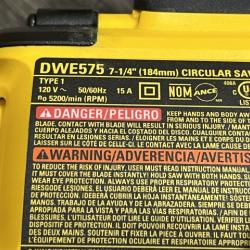 AS-IS DEWALT 15 Amp Corded 7-1/4 in. Lightweight Circular Saw