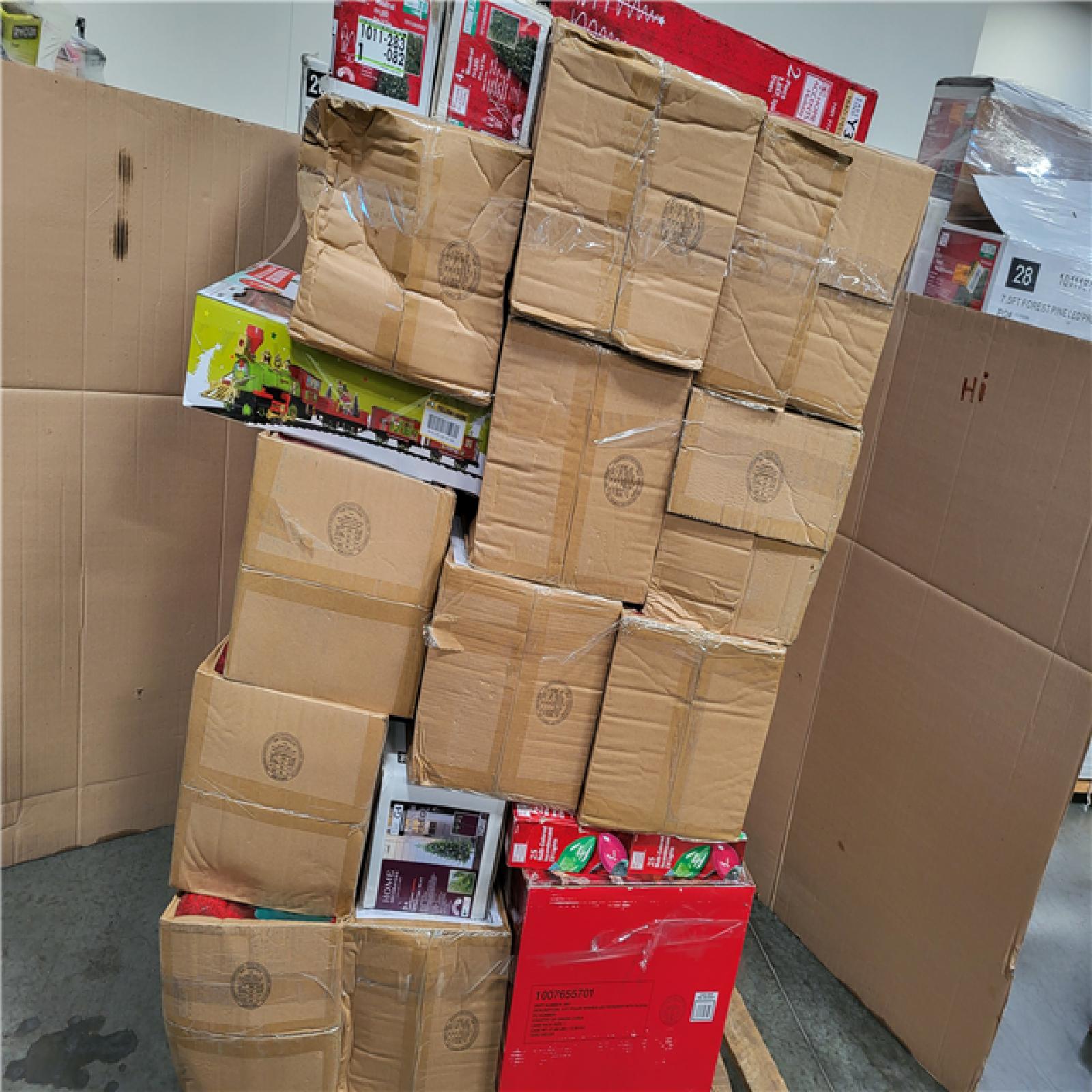 California AS-IS Holiday Pallet