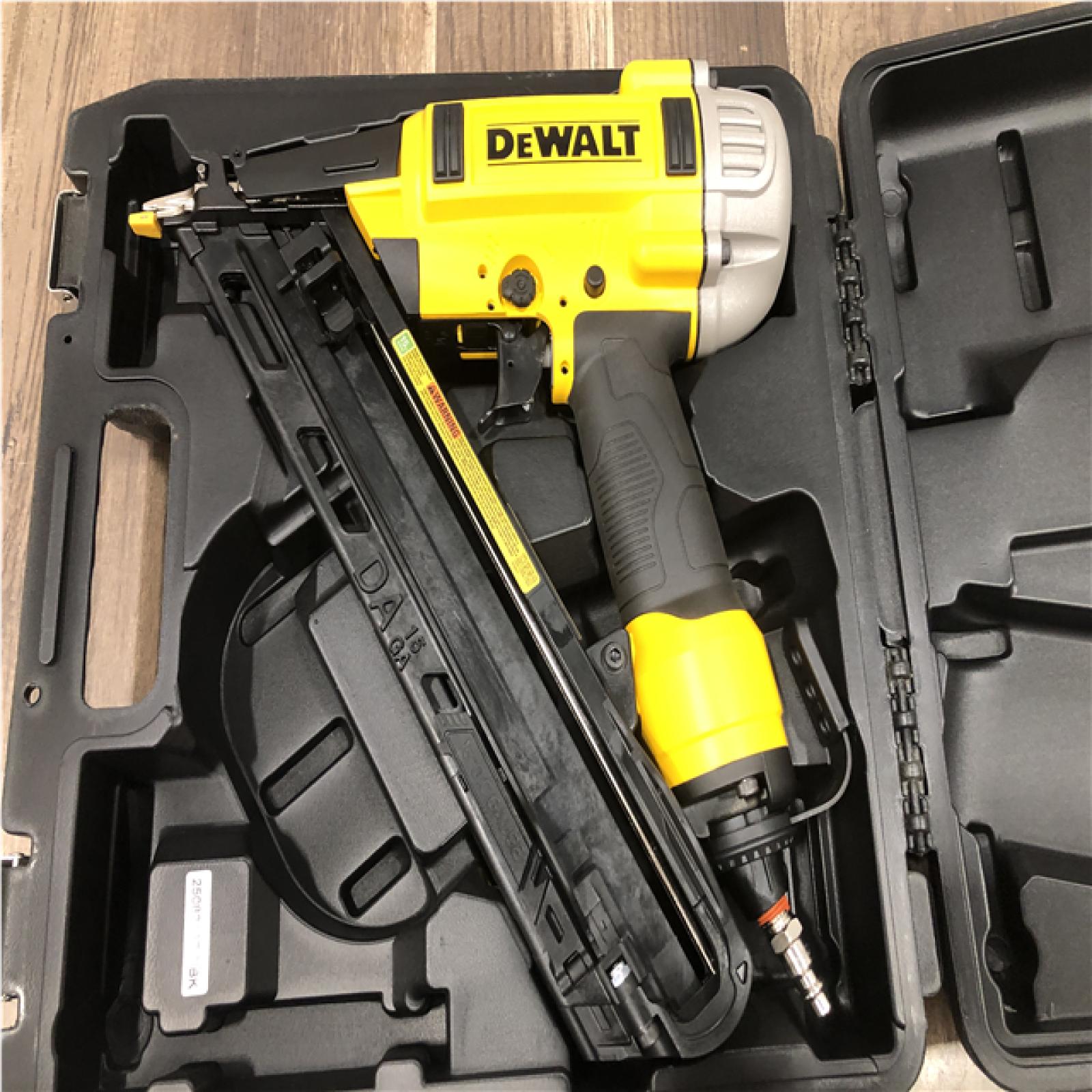 AS-IS Dewalt-DWFP72155 15 Gauge Precision Point Finish Nailer