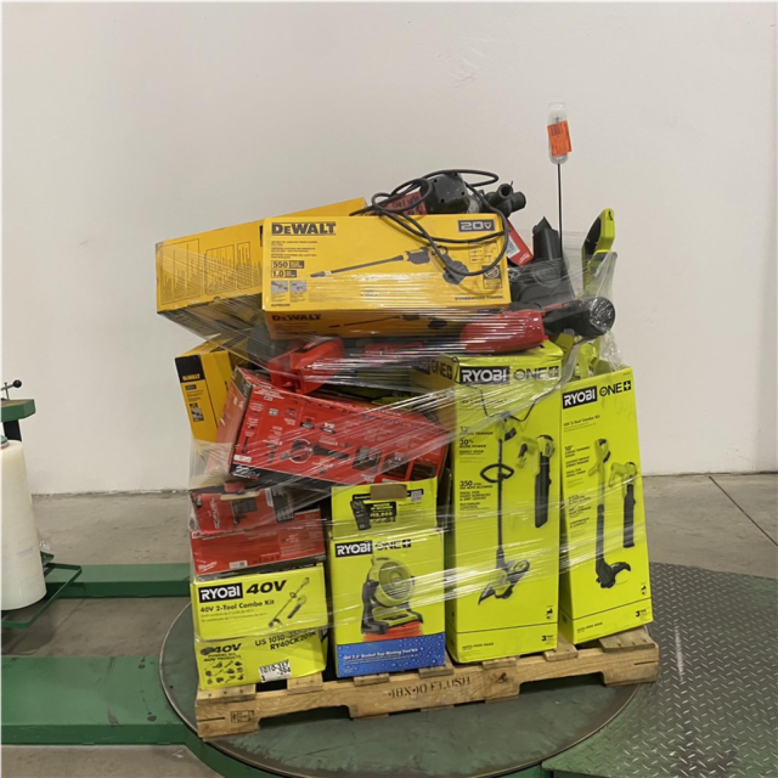 Dallas Location - As-Is Tool Pallet