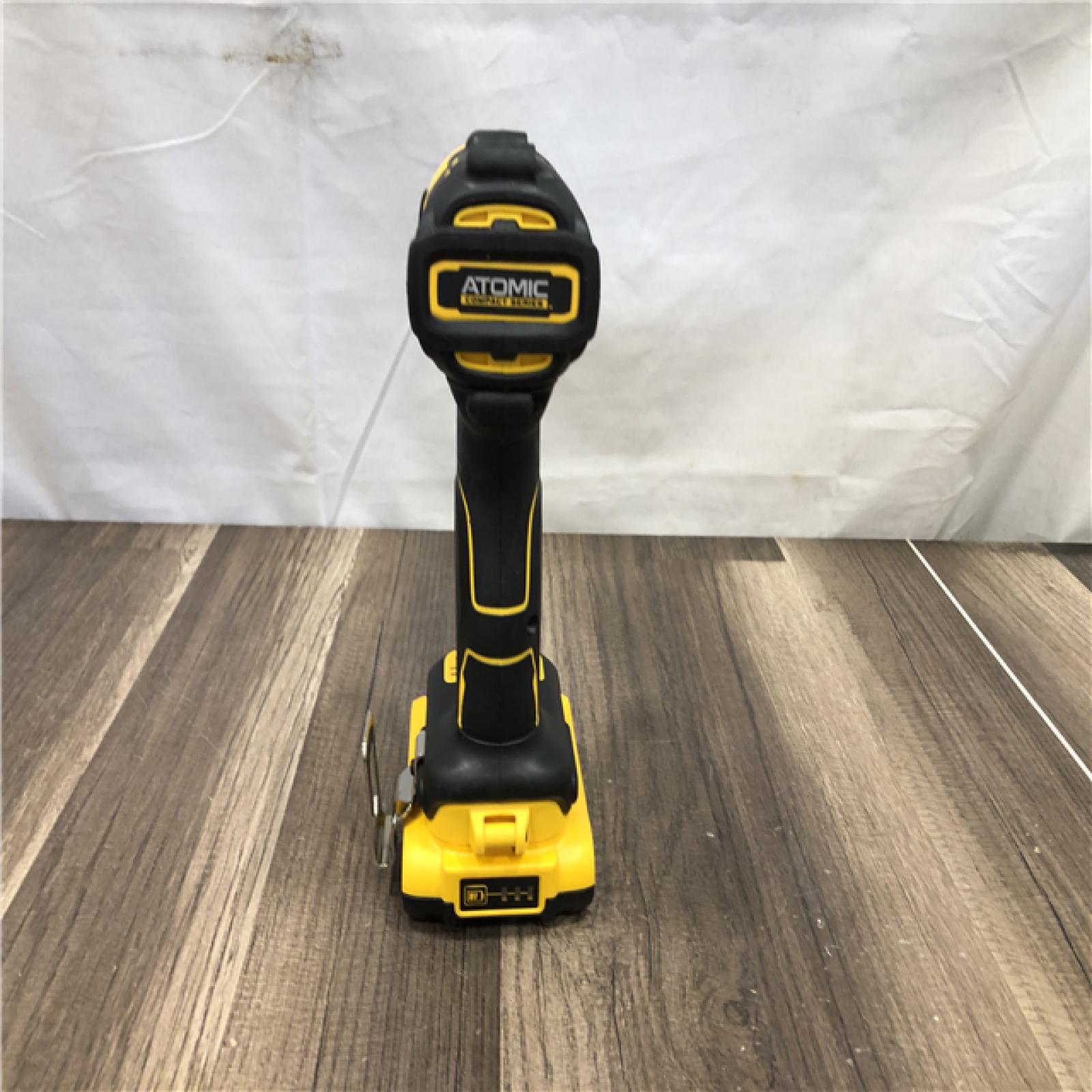 AS-IS DEWALT Atomic 20V Max Lithium-Ion Brushless Cordless Compact 1/4 in. Impact Driver Kit