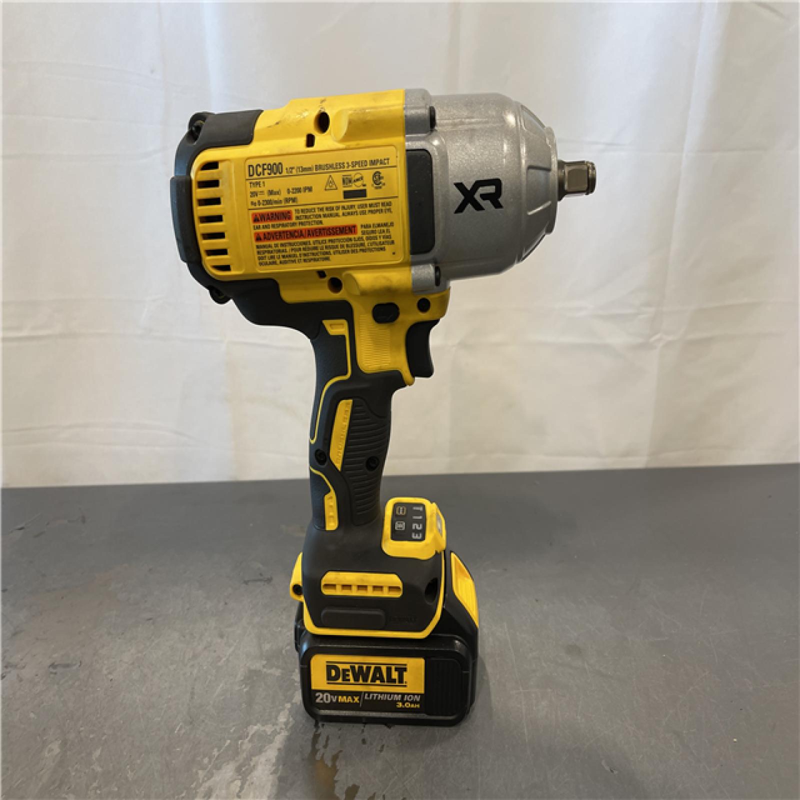AS-IS - Dewalt 20V MAX Lithium-Ion Cordless 1/2 in. Impact Wrench Kit