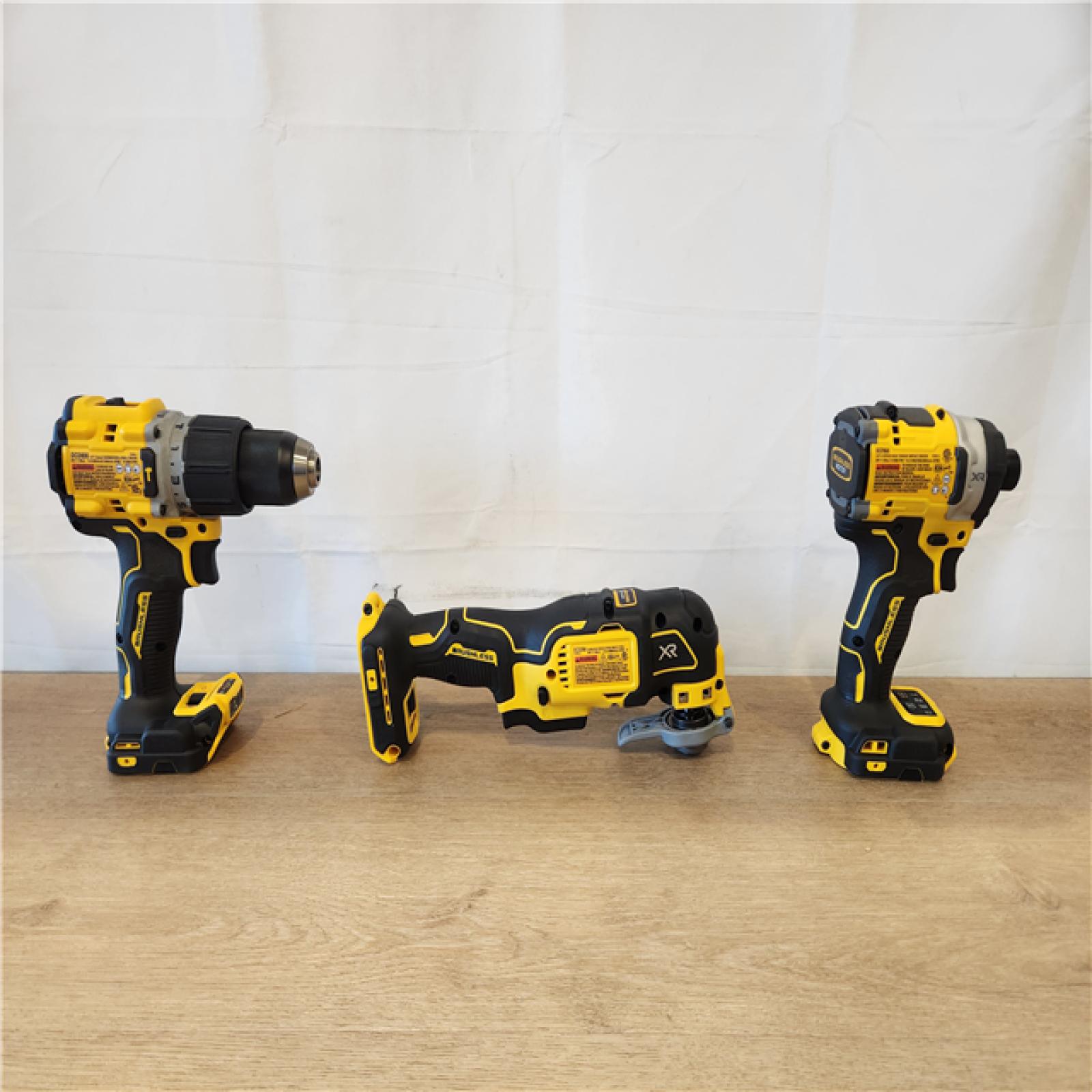 AS-IS- DEWALT 20V MAX Lithium-Ion Cordless 3-Tool Combo Kit