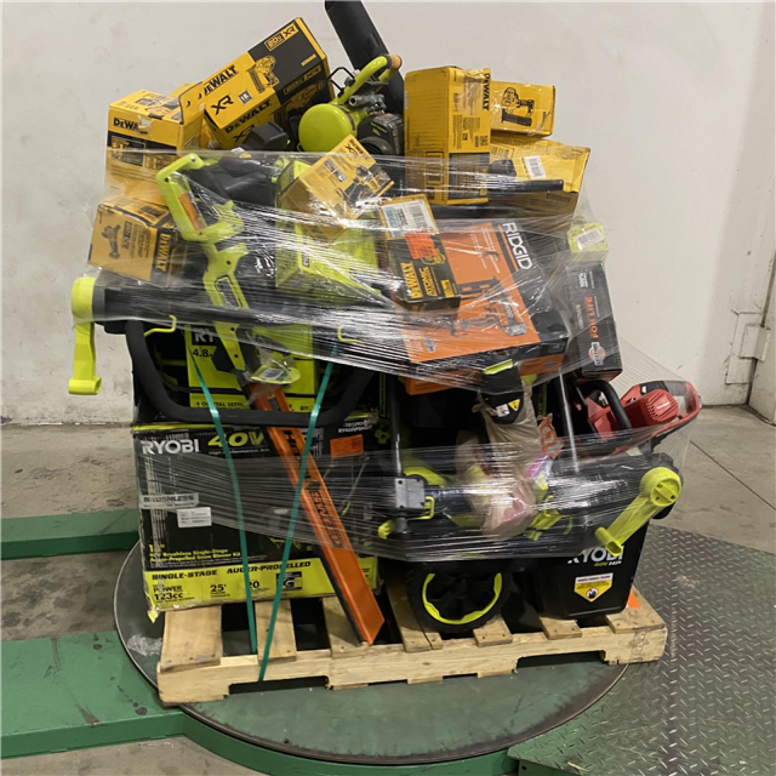 Dallas Location - As-Is Tool Pallet