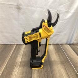 AS-IS DEWALT 20-Volt MAX 1 -1/2 in. Capacity Cordless Battery Powered Pruner Kit