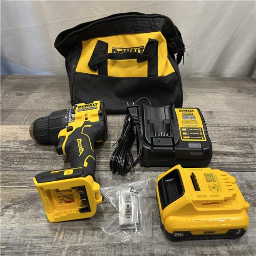 LIKE NEW - DEWALT ATOMIC 20V Cordless 1/2 in. Compact Hammer Drill Kit