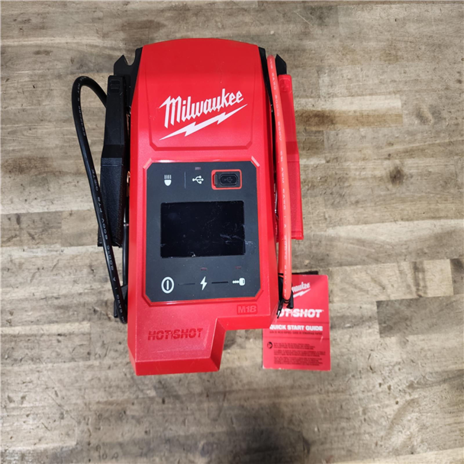 HOUSTON LOCATION - AS-IS Milwaukee M18 18V Lithium-Ion Cordless 2000 Peak Amp HOTSHOT Jump Starter (Tool-Only)