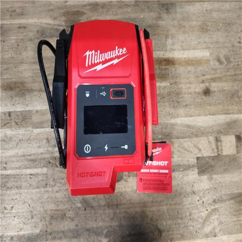 HOUSTON LOCATION - AS-IS Milwaukee M18 18V Lithium-Ion Cordless 2000 Peak Amp HOTSHOT Jump Starter (Tool-Only)