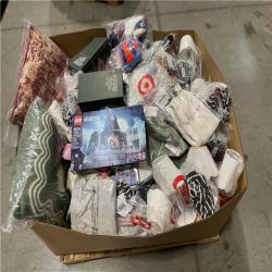 DALLAS LOCATION- NEW!- BULLSEYE MIXED CLOTHING PALLET (300 UNITS)
