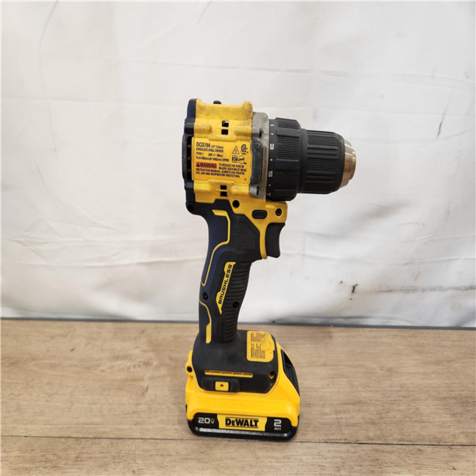AS-IS- DEWALT 20V  Cordless.5 in Drill Driver  2 Ah