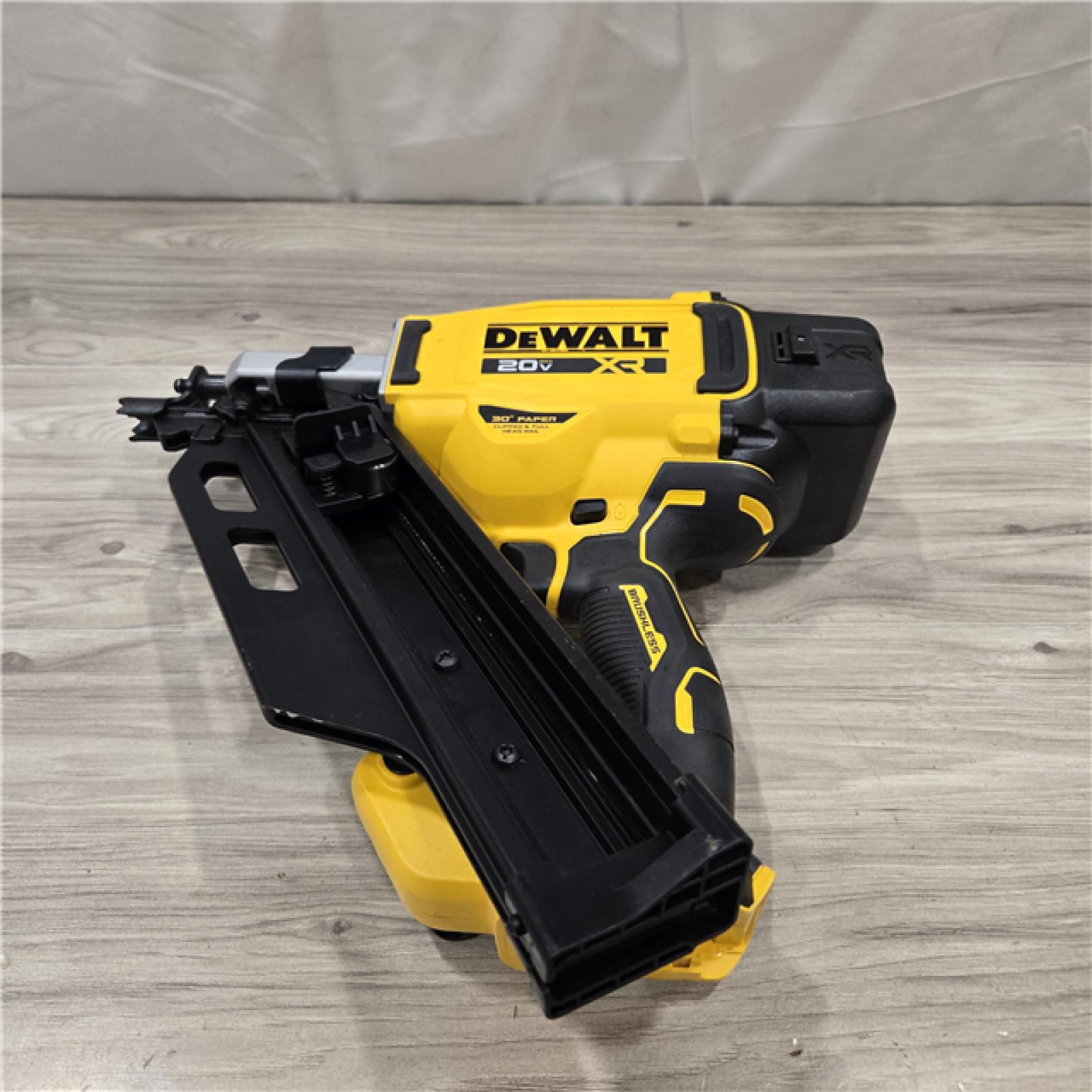 AS-IS DEWALT 20V 30 Degree Cordless Framing Nailer (Tool-Only)