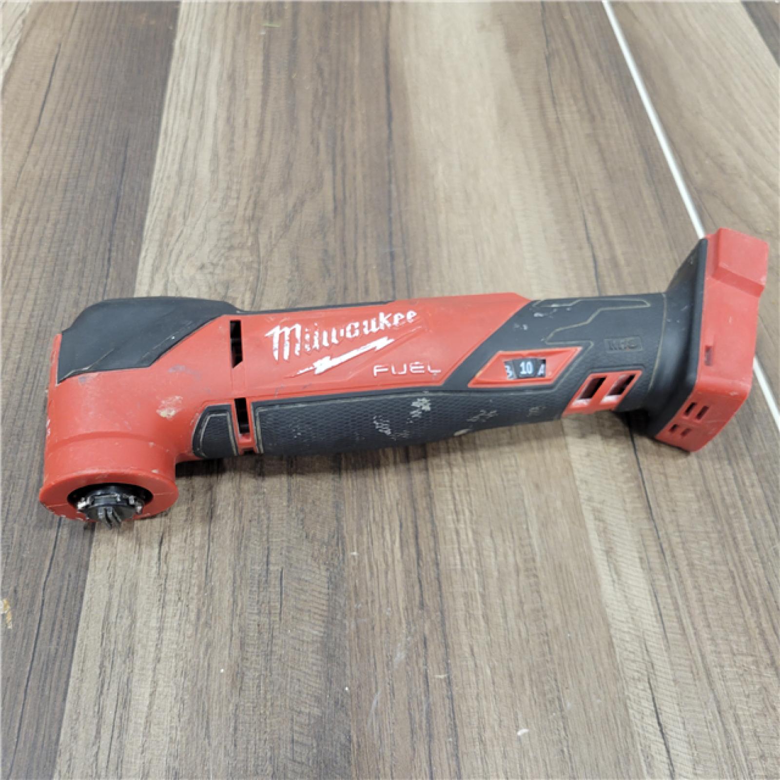 AS-IS Milwaukee   M18 FUEL 18V Lithium-Ion Cordless Brushless Oscillating Multi-Tool (Tool-Only)