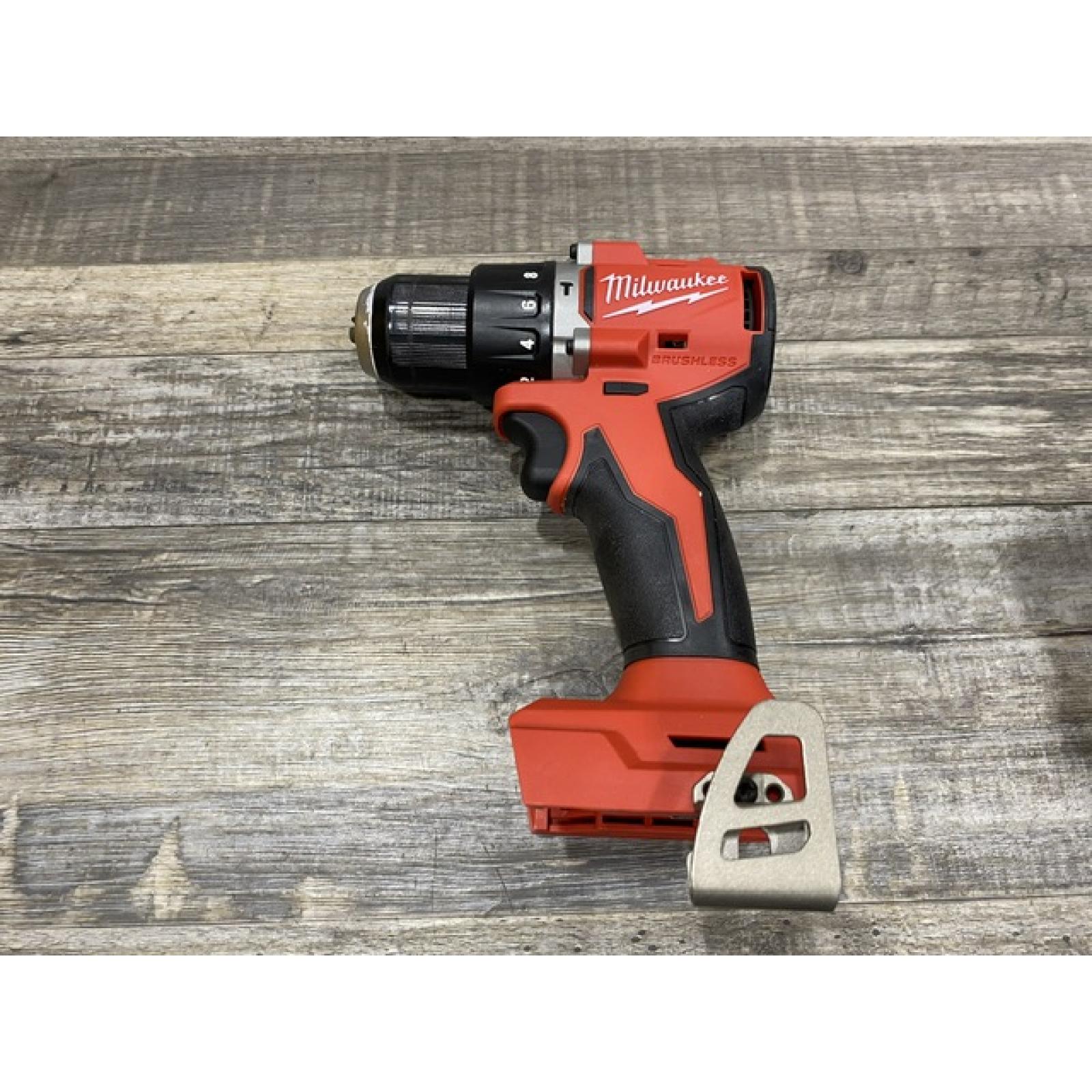 AS-IS Milwaukee 18V Lithium-Ion Brushless Cordless 1/2 in. Compact Hammer Drill/Driver Kit