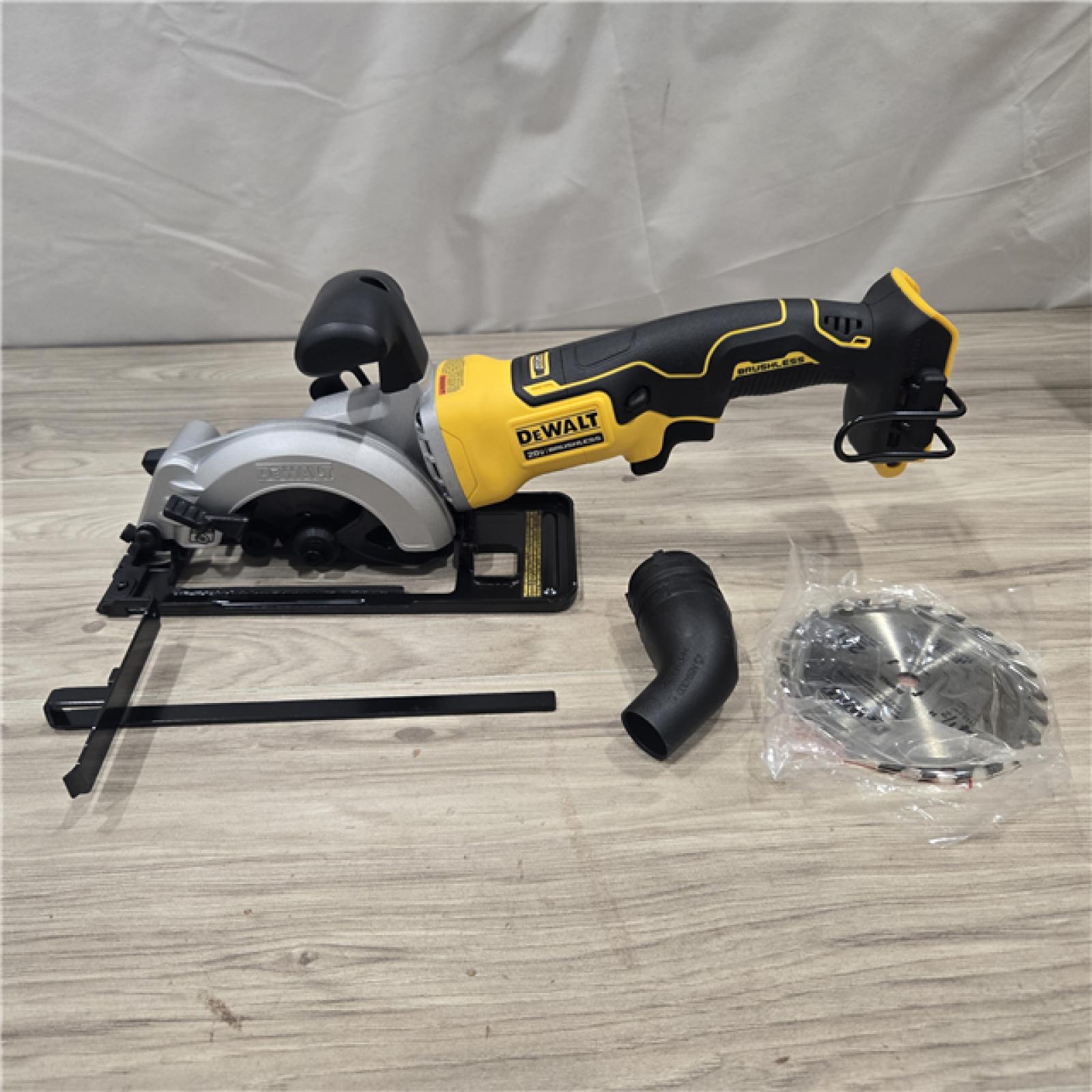 AS-IS DEWALT ATOMIC 20V MAX Cordless 4-1/2 in. Circular Saw (Tool Only)