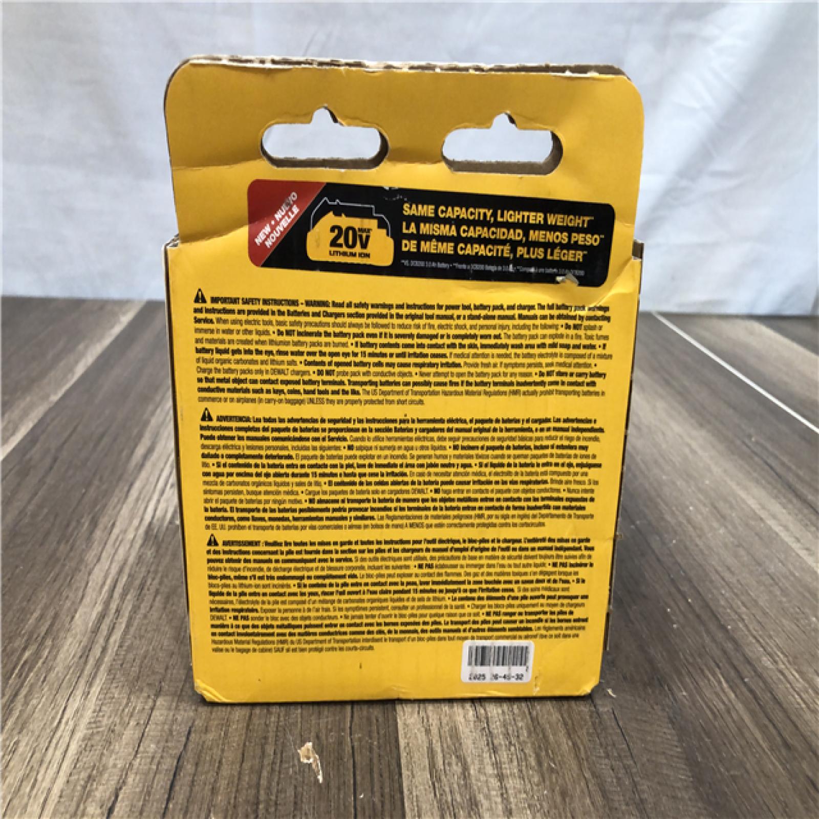 NEW- DEWALT 20V MAX Compact Lithium-Ion 3.0Ah Battery Pack (2 Pack)