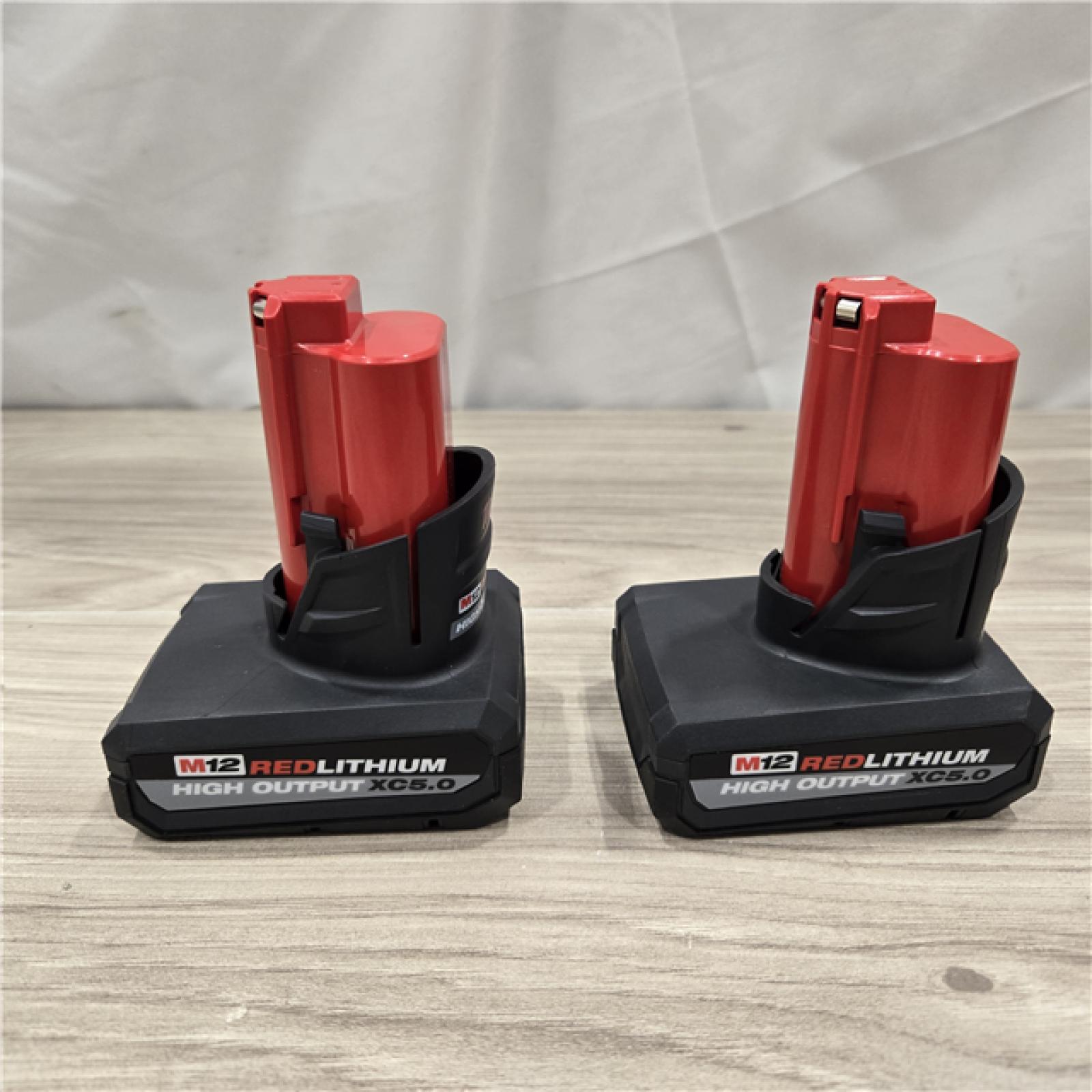 AS-IS Milwaukee M12 12V Lithium-Ion High Output XC5.0 Starter Kit